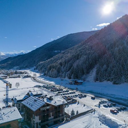 Nira Mountain Resort Futura Pradelle Bagian luar foto