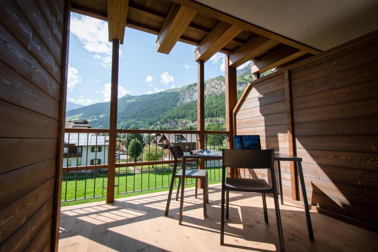 Nira Mountain Resort Futura Pradelle Bagian luar foto