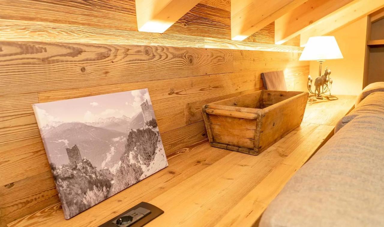 Nira Mountain Resort Futura Pradelle Bagian luar foto